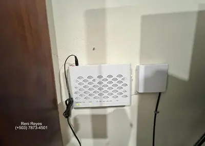 a white box on the corner of a wall at Las Veraneras Villa - Pet Friendly in Acajutla