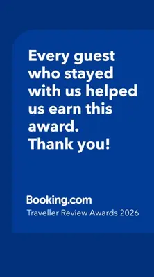 a blue screen with the words every guest who stayed with us helped us earn this at Apartamento entero Rebeca house in Santa Ana