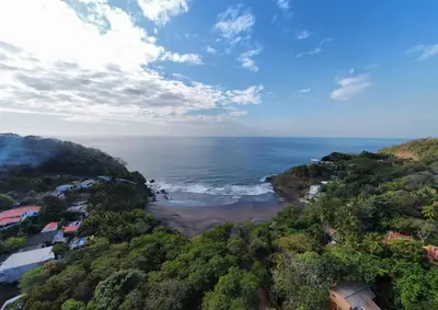 an aerial view of a beach and the ocean at Shalpabay - Rooms in Taquillo