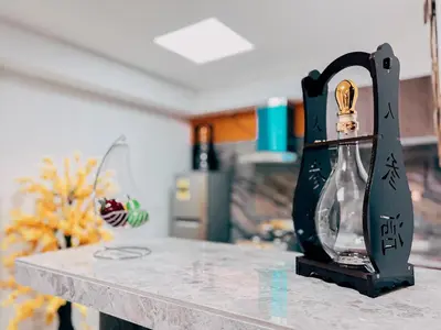 a kitchen counter with a measuring instrument on a table at Hotel San Angelo in Concepción de Ataco