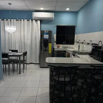 Casa en Nueva Metropolis con aire en toda la casa