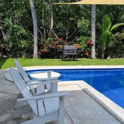 Casa con Piscina y Rancho
