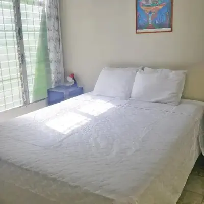 Queen Bed