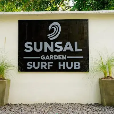 SunSal Garden Surf Hub