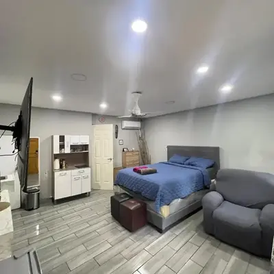 Smart and Modern Room Full Amenities in San Salvador