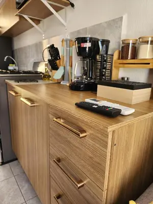 a kitchen with a wooden counter top in a kitchen at Casa América in San Miguel