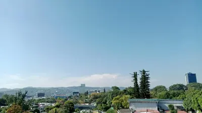 a cityscape of a city with buildings and trees at Mini penthouse mejor parte SS gran vista! in San Salvador