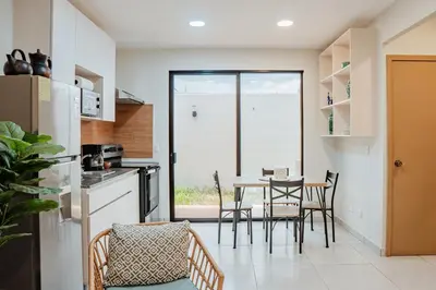 Gallery image of Modern house, 5 minutes from El Salvador Airport in Astoria