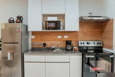 Gallery image of Modern house, 5 minutes from El Salvador Airport in Astoria