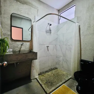 Gallery image of Vibes Wellness House in Tamanique