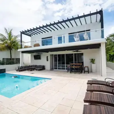 Casa Cristal