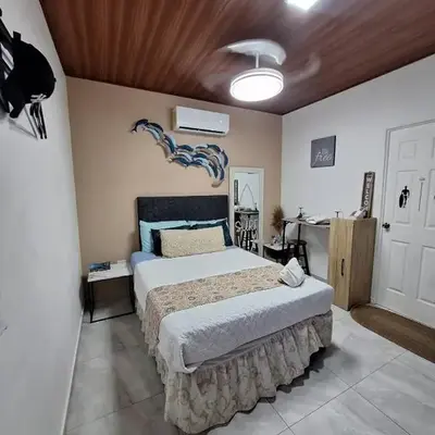 Villa Surf Retreat