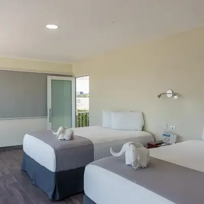 Hotel Windsor Plaza