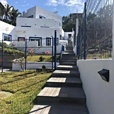 La Leona 1