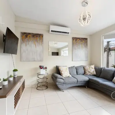The Cozy Apartment