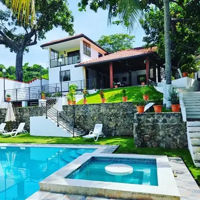 Habitaciones Casa Cuscatlan